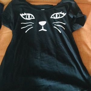 Kid’s Cat T-Shirt w/ Hood